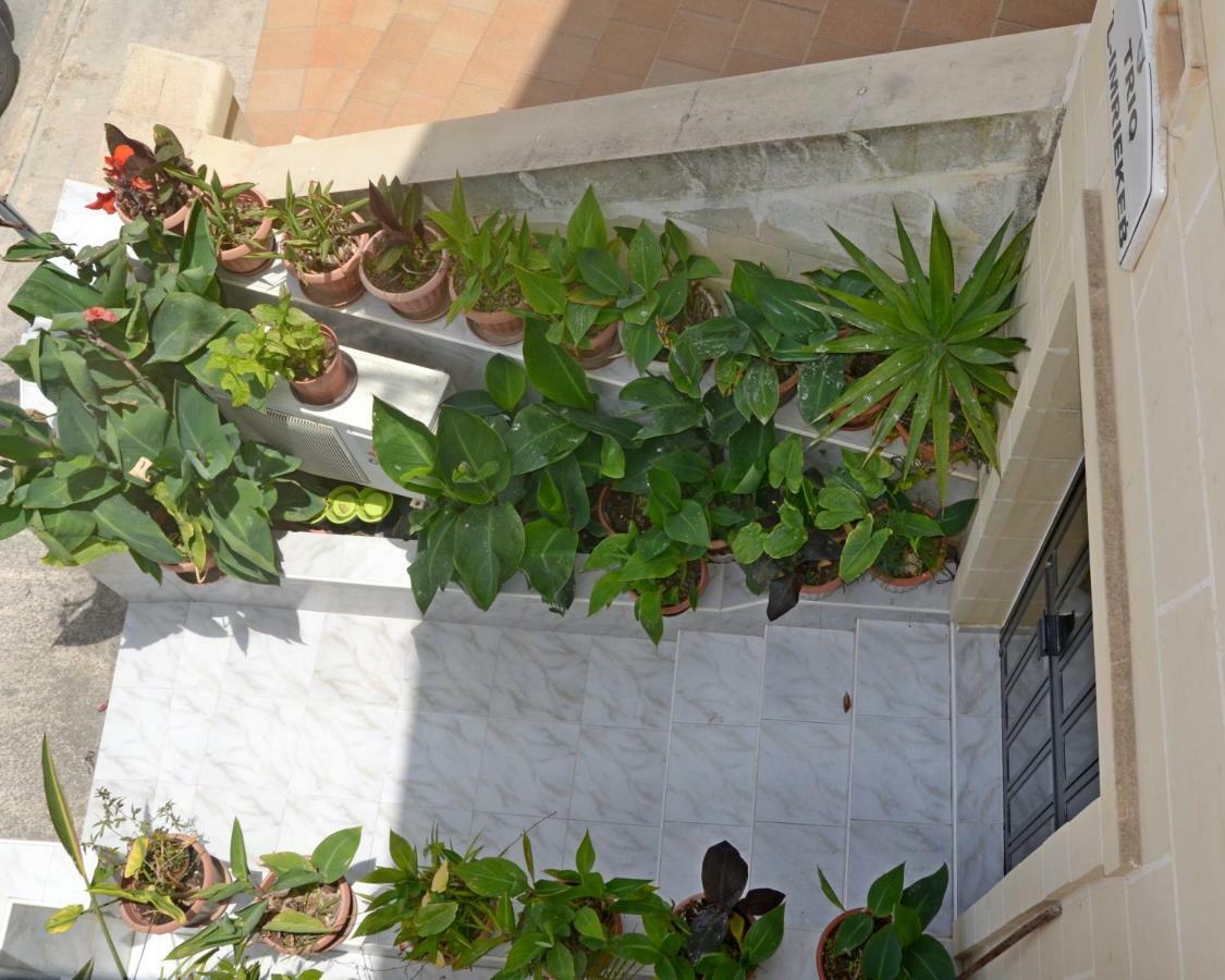 Silia'S Maisonette Marsaskala Exterior photo