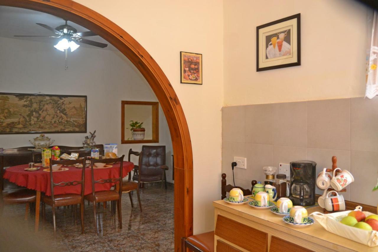 Silia'S Maisonette Marsaskala Exterior photo